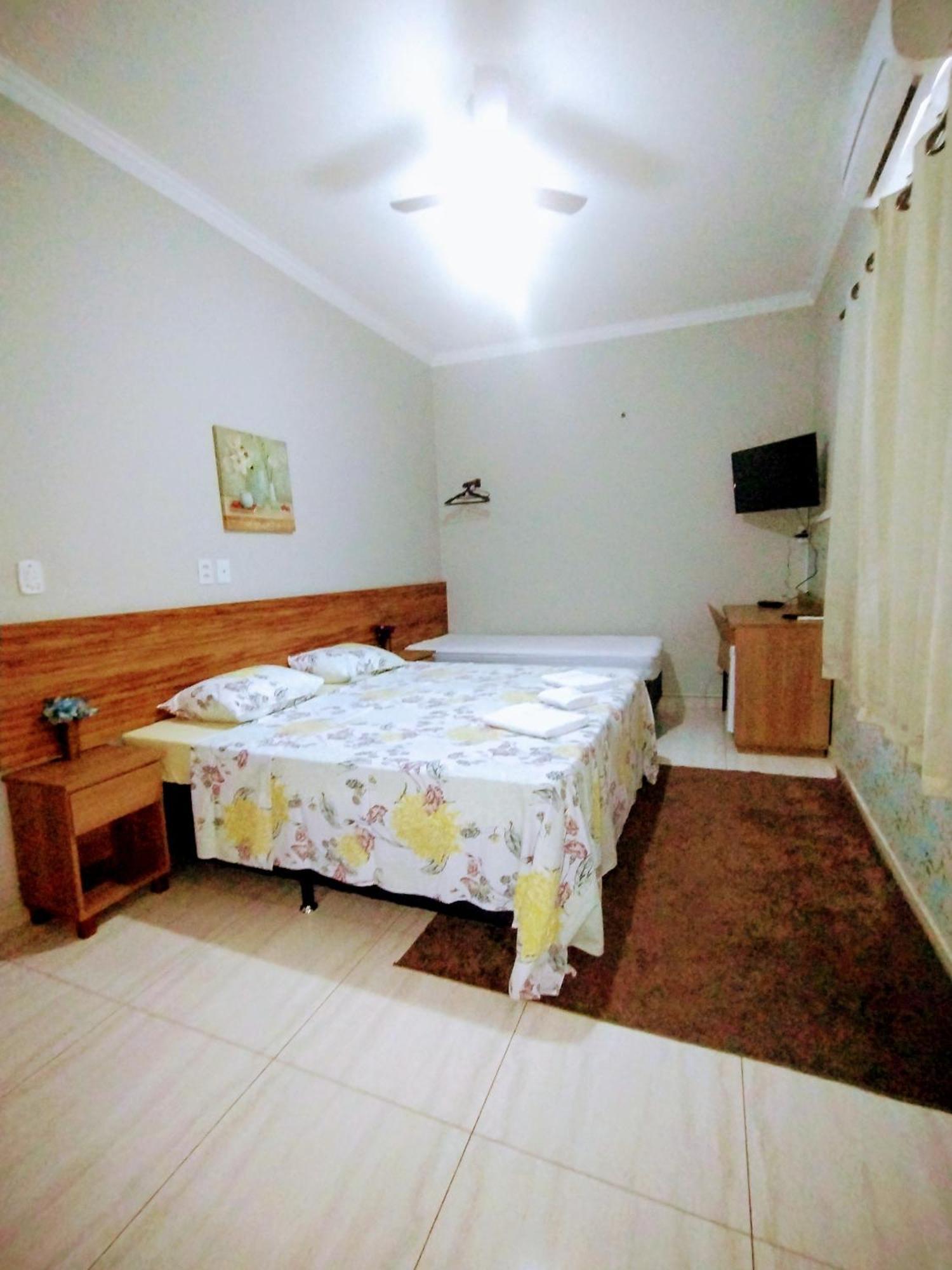 Pouso Oliveira Suites São João Batista do Glória Kültér fotó